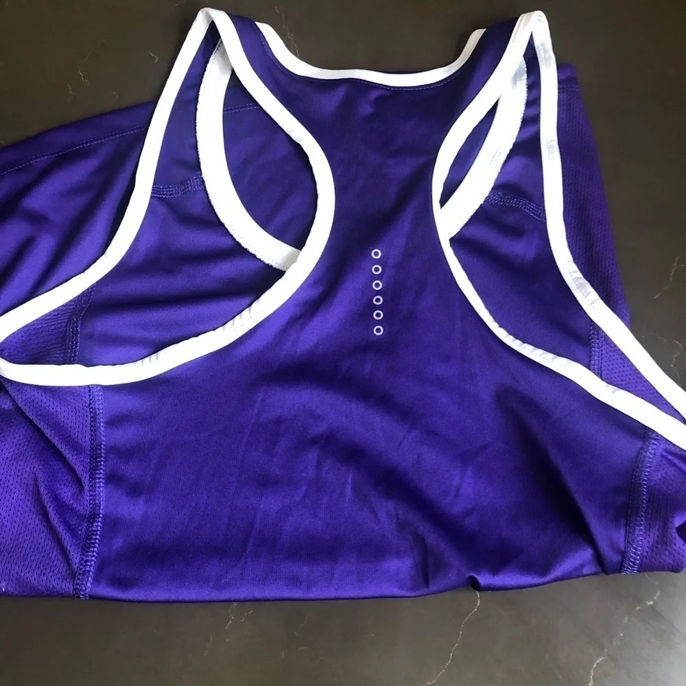 Nike Bundle / size Small / 2 piece activewear bundle / tank / leggings